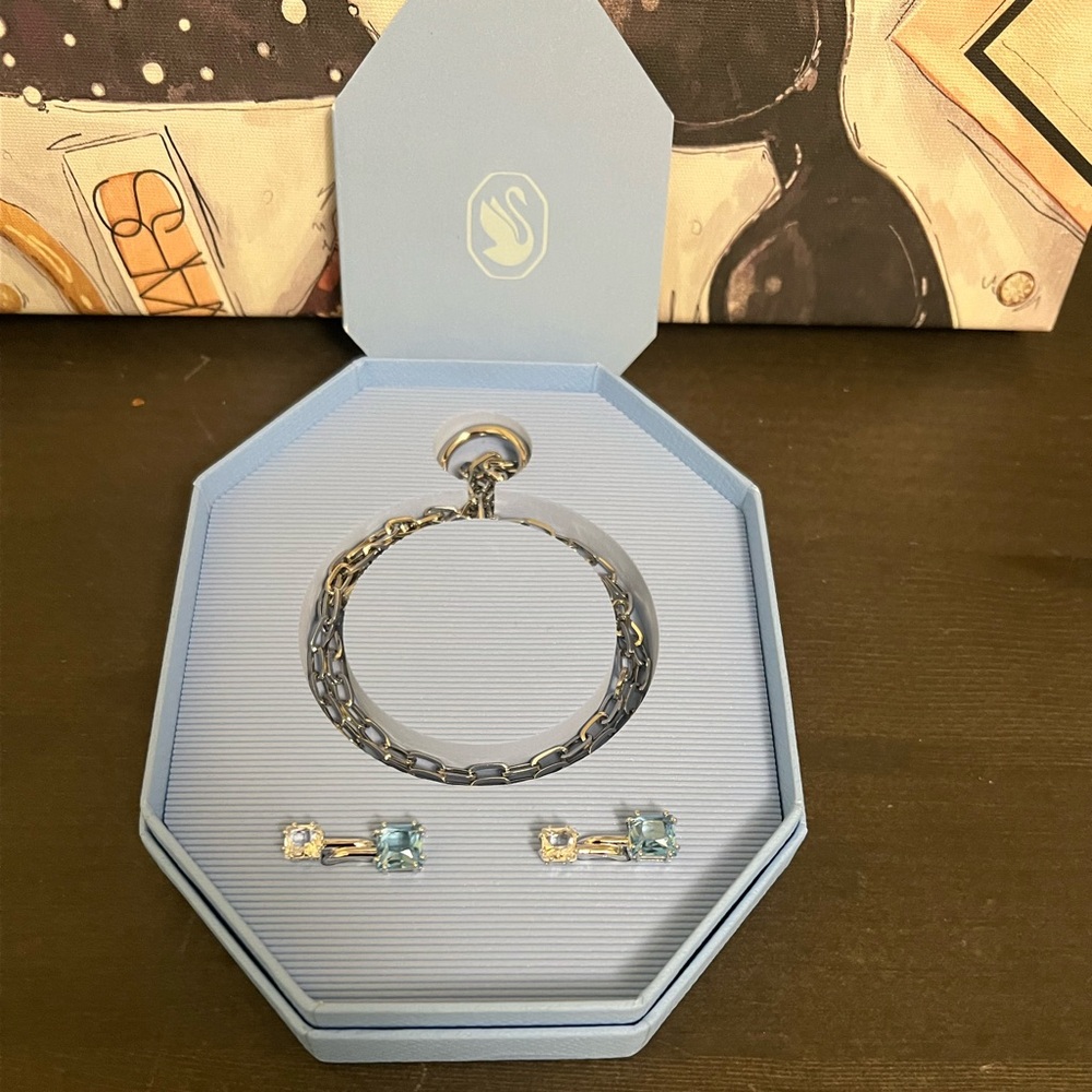 Swarovski AirPod necklace